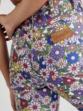 Free People Wrangler Flower Power Flare Jeans-Boho Hippie-27